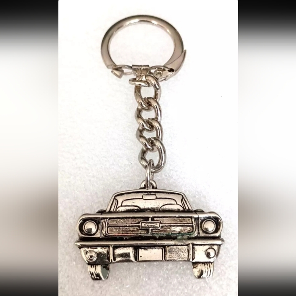 Vtg 1964 Ford Mustang Car Key Chain 1970s Metal NOS New